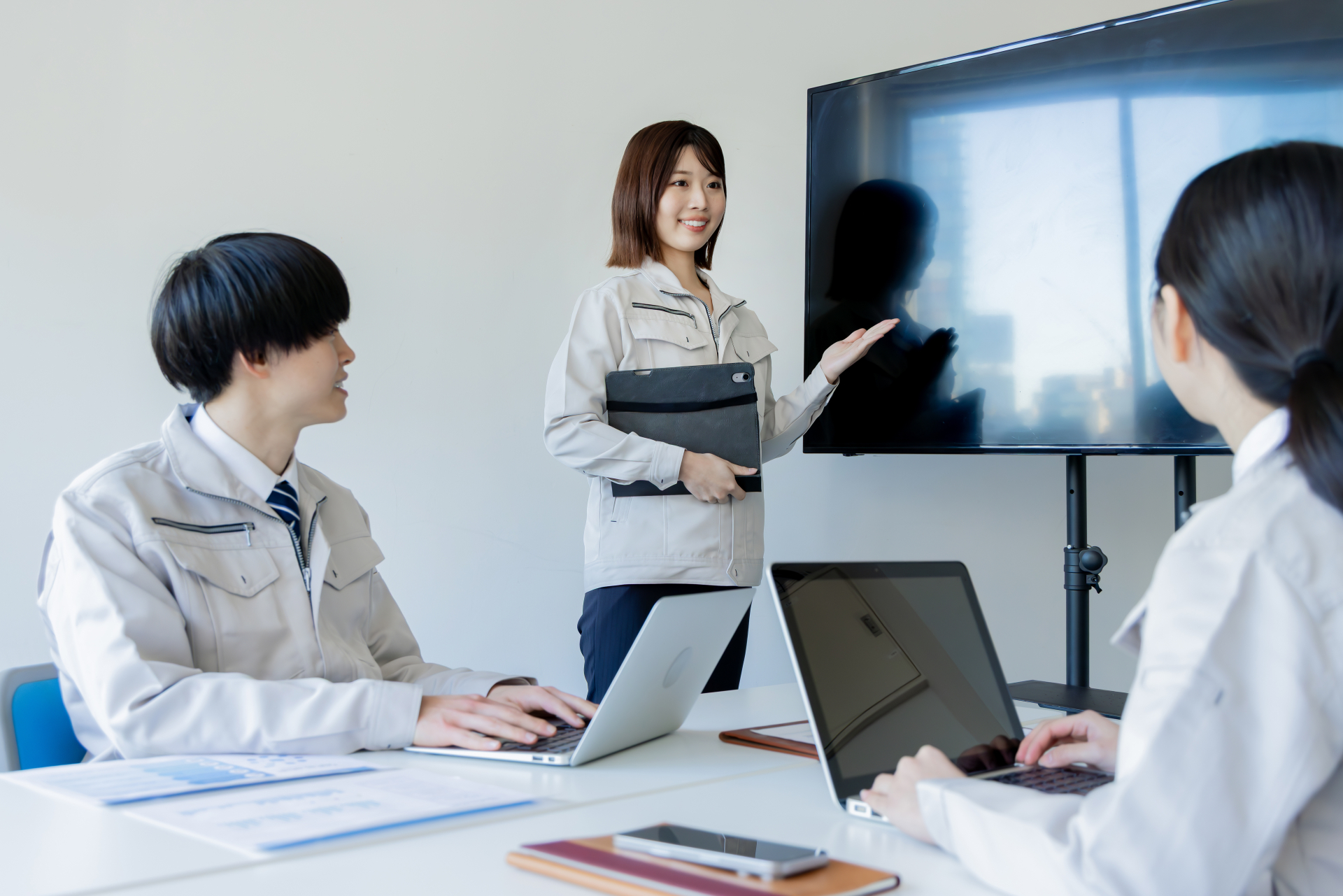 電子帳票を導入したのに分析・活用できない理由と、連携用DB構築という解決策